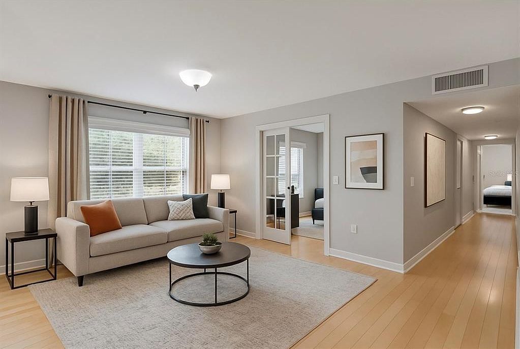 2053 Dixie Belle Dr APT E Orlando, FL 32812 - Thumbnail 3