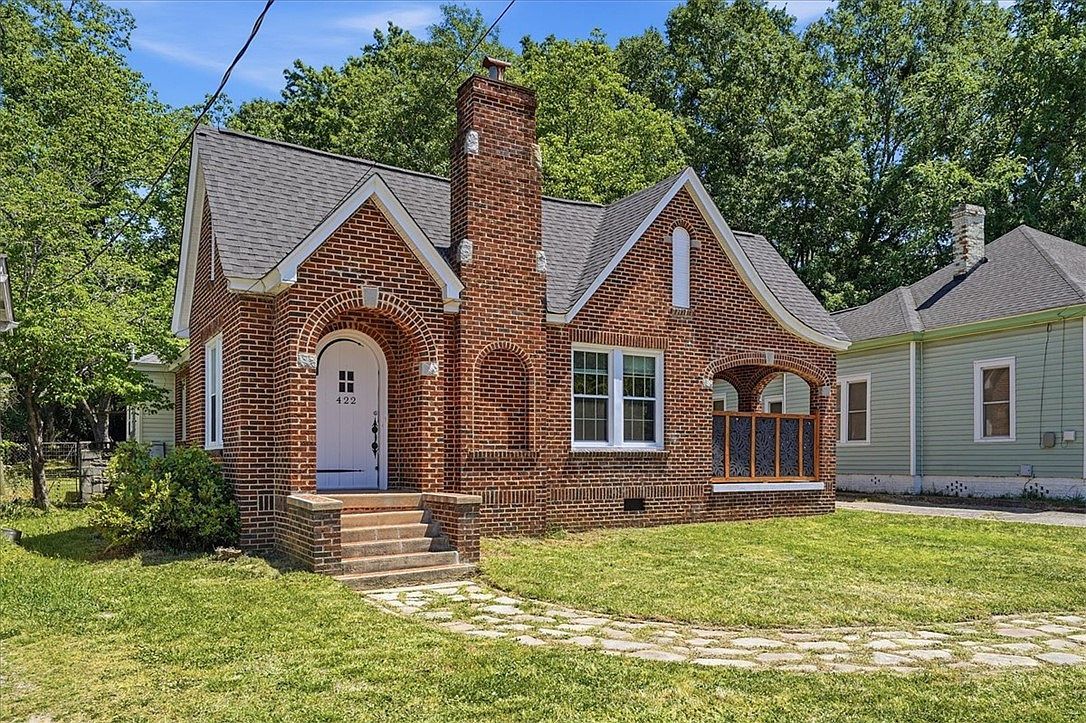 422 Grace St Greenwood, SC 29649 - Thumbnail 3