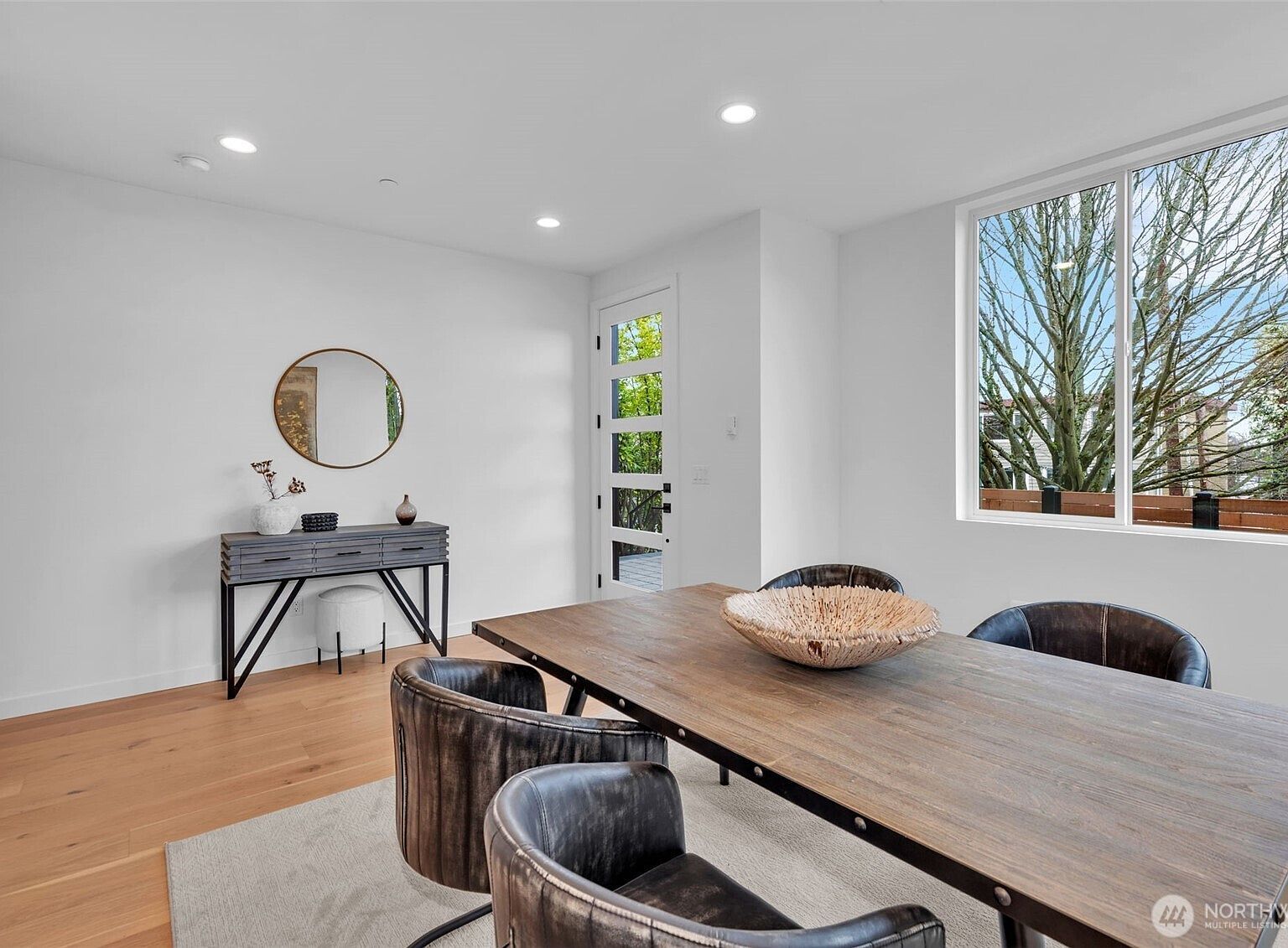 429 19th Ave E Seattle, WA 98112 - Thumbnail 3