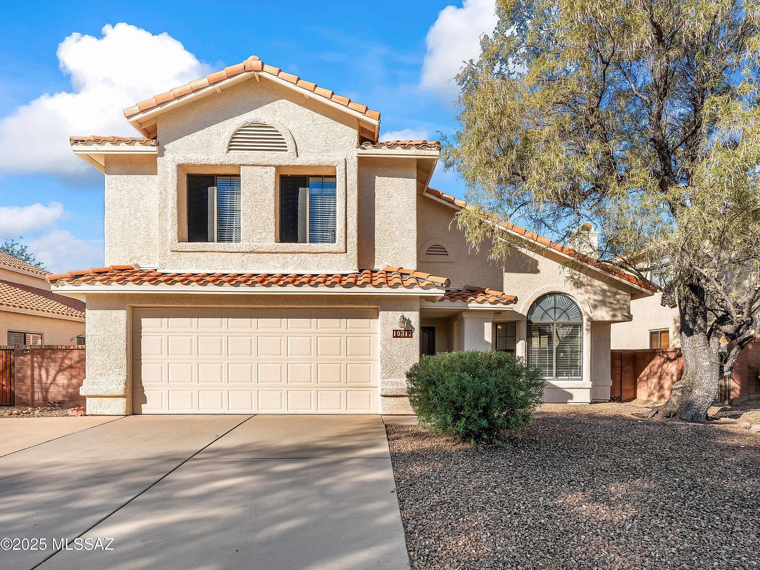 10317 N Mineral Spring Ln Oro Valley, AZ 85737 - Thumbnail 3