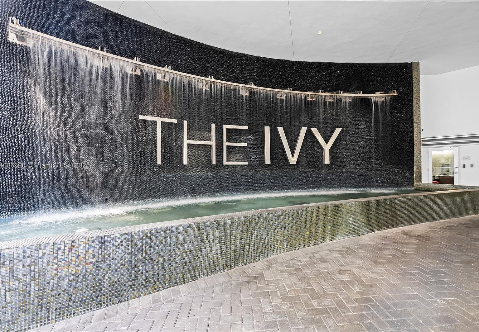 90 SW 3rd St APT 3305 Miami, FL 33130 - Thumbnail 3