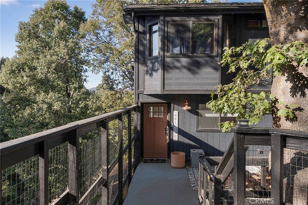 290 Davos Dr Crestline, CA 92325 - Thumbnail 3