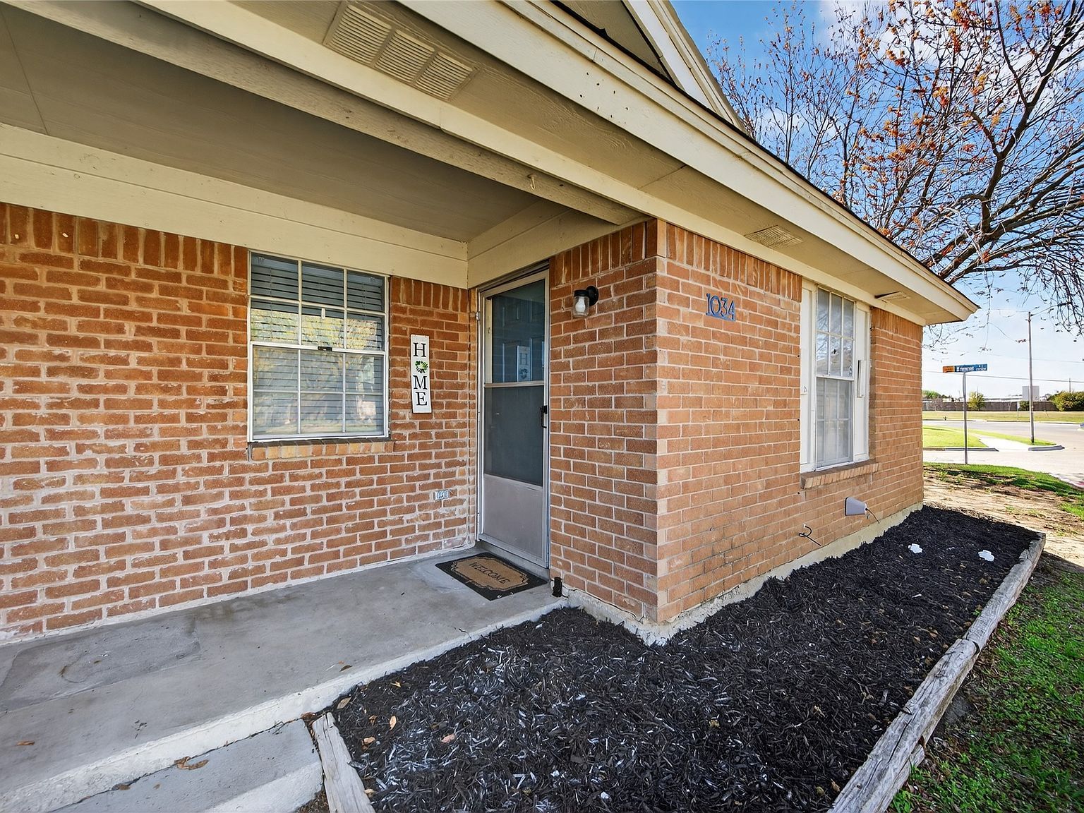 1034 Tennessee Trl Arlington, TX 76017 - Thumbnail 3