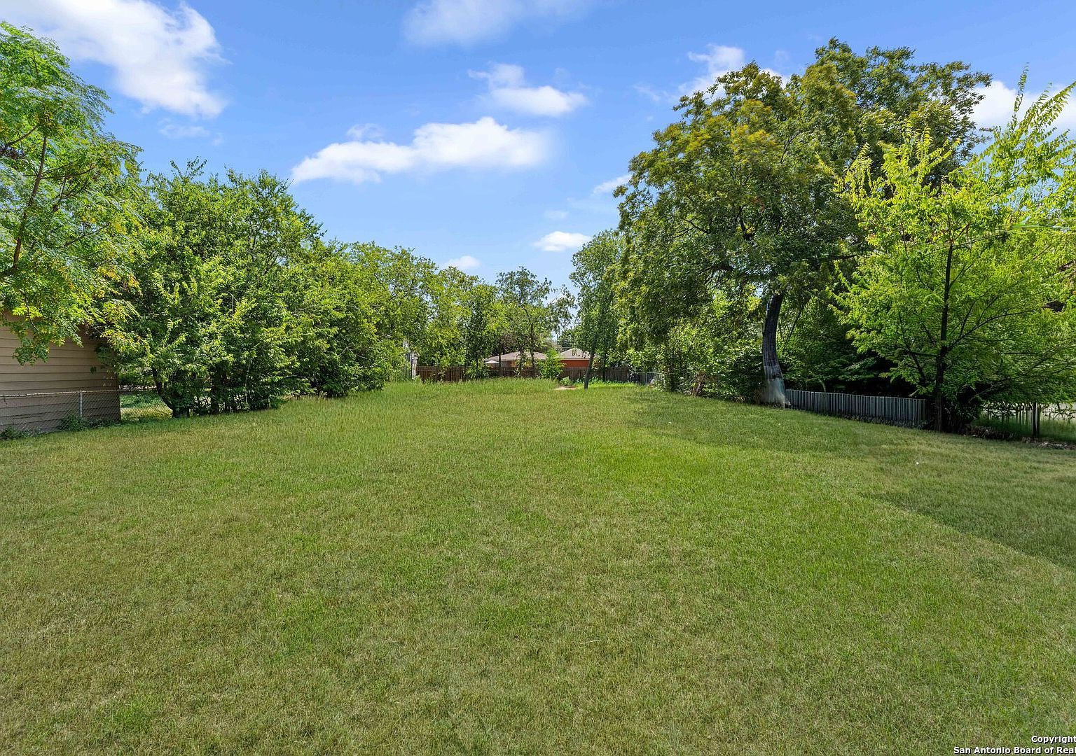 1816 Hays St #4 San Antonio, TX 78202 - Thumbnail 3