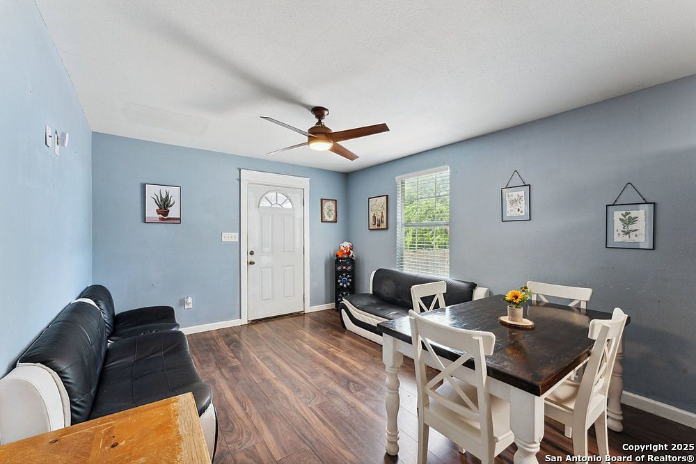 235 Overlook Rd San Antonio, TX 78233 - Thumbnail 3