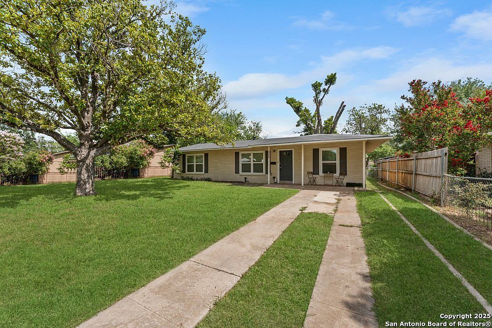 338 Tomrob Dr San Antonio, TX 78220 - Thumbnail 3