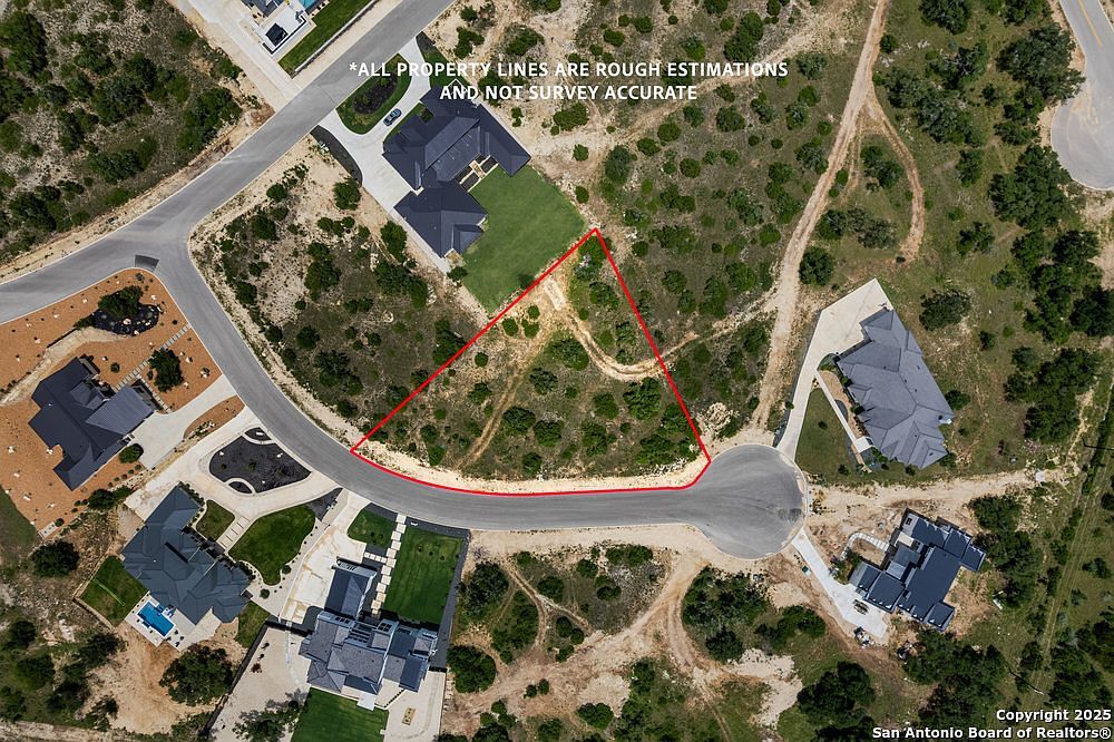 23216 Logan Cyn #8 San Antonio, TX 78255 - Thumbnail 3