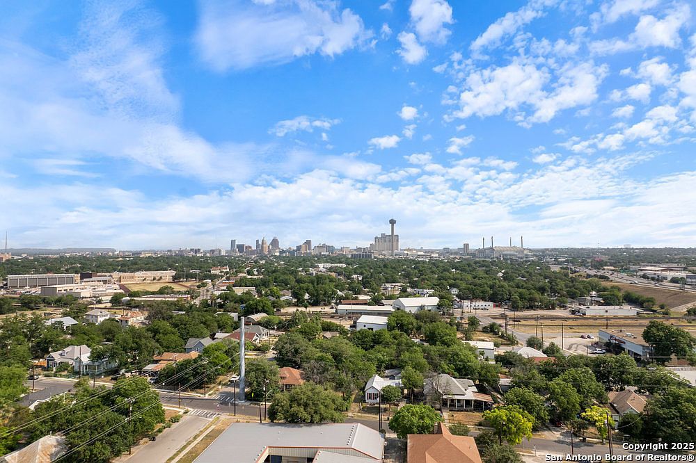 125 Lowell St #W San Antonio, TX 78210 - Thumbnail 3