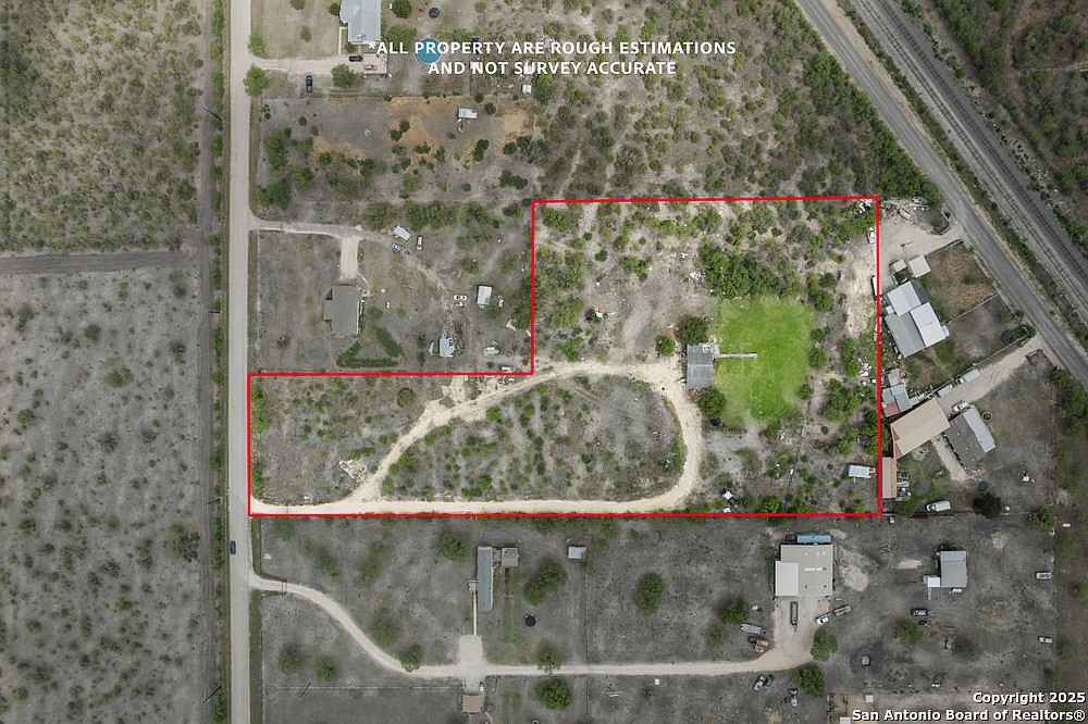 255 County Road 467 #F Hondo, TX 78861 - Thumbnail 3