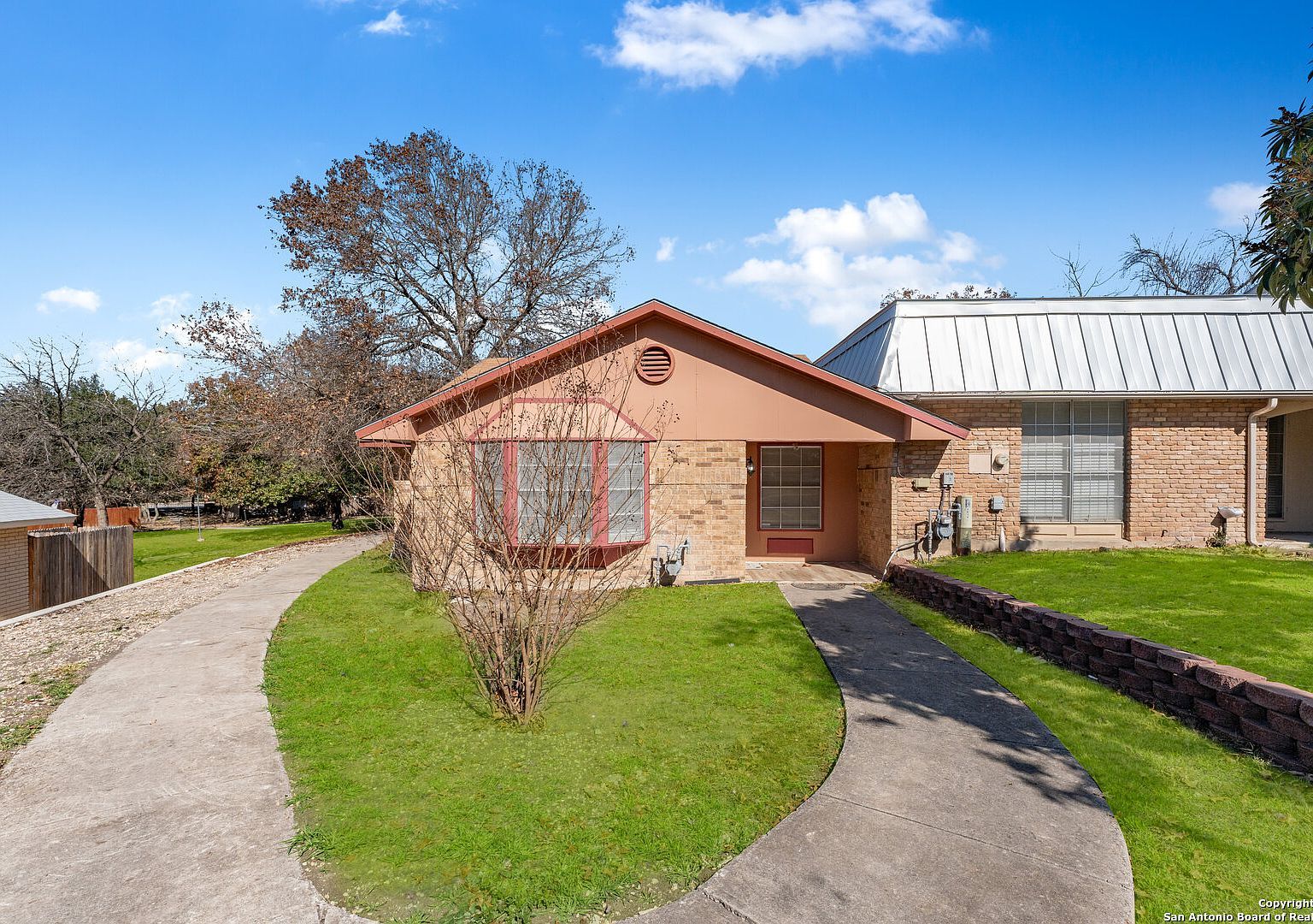 5017 Concord Rdg San Antonio, TX 78228 - Thumbnail 3