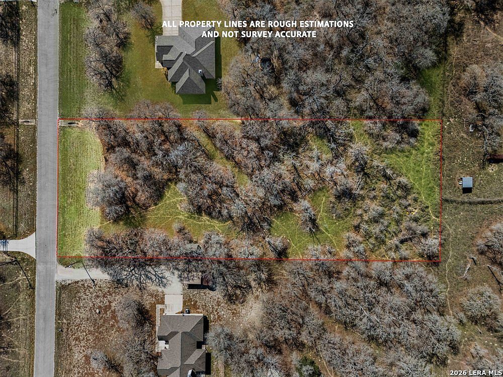 201 Sendera Xing La Vernia, TX 78121 - Thumbnail 3