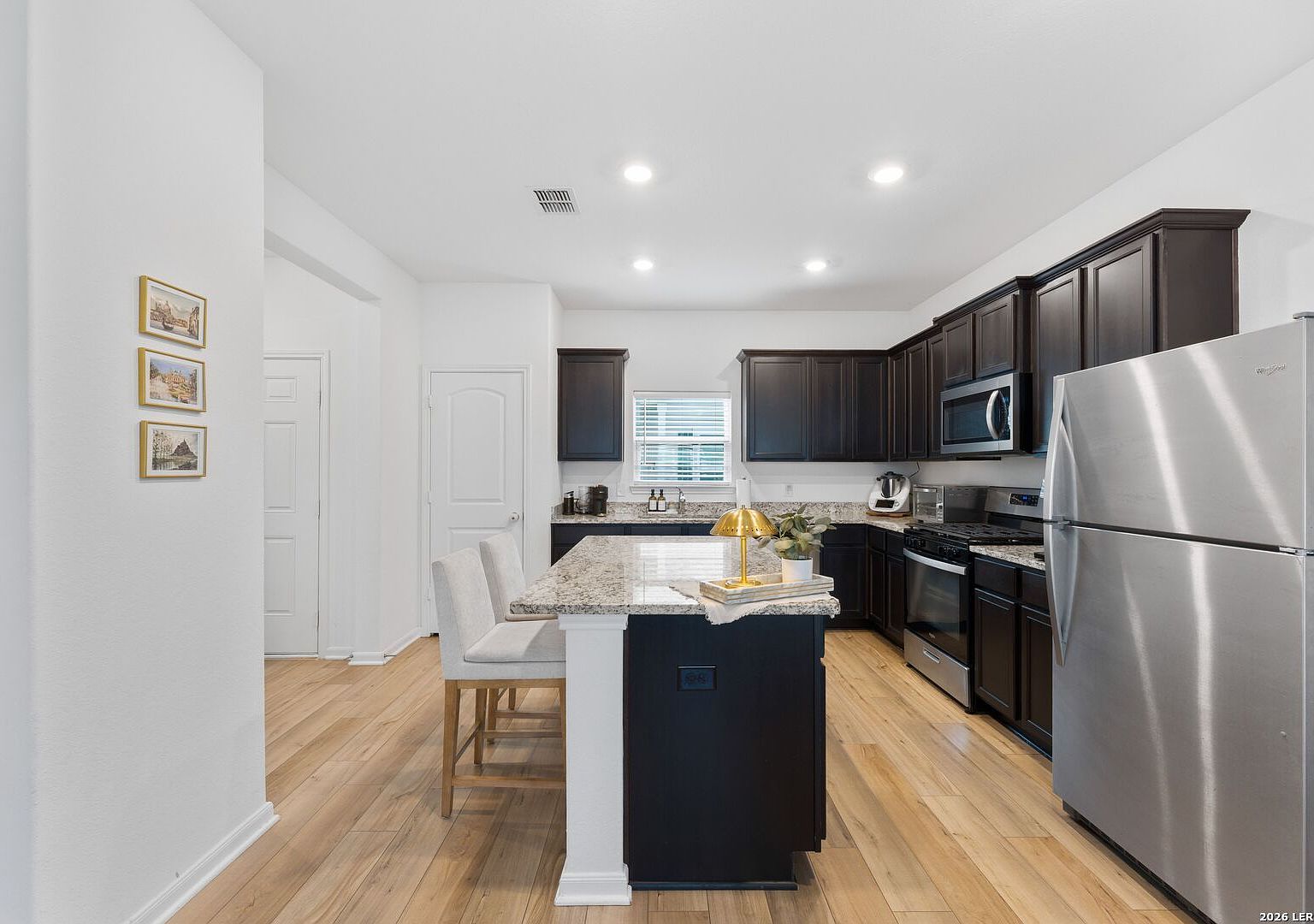 10811 Emerick St San Antonio, TX 78252 - Thumbnail 3