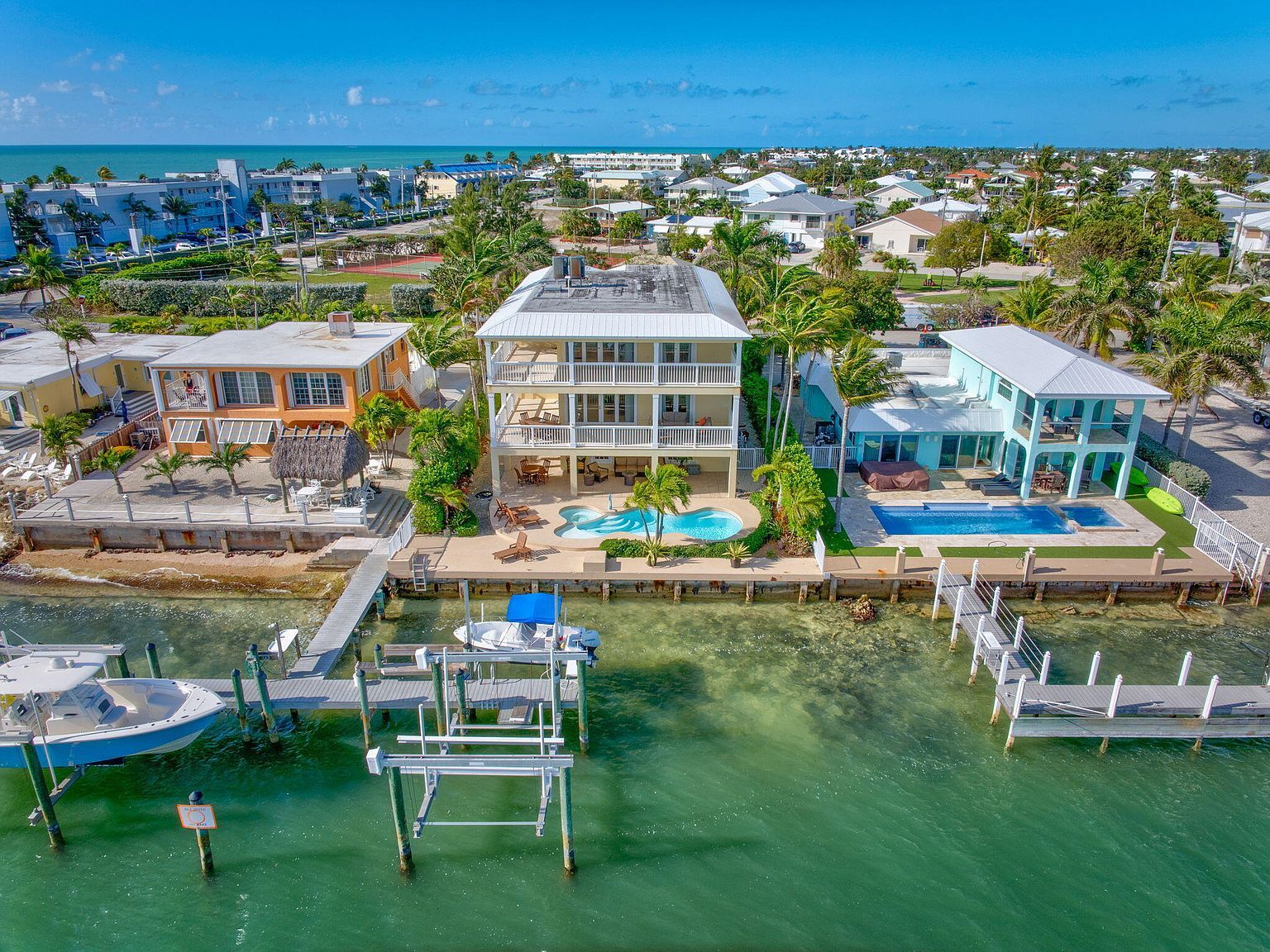 160 1st St Key Colony Beach, FL 33051 - Thumbnail 3