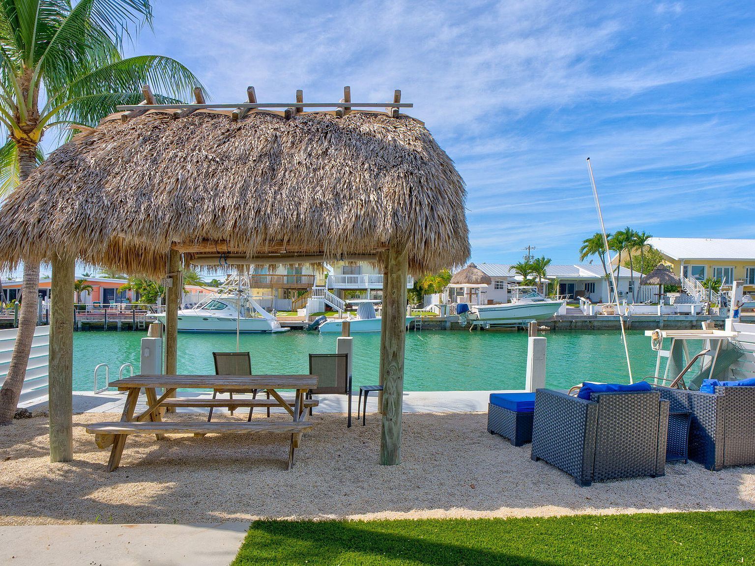 471 9th St Key Colony Beach, FL 33051 - Thumbnail 3