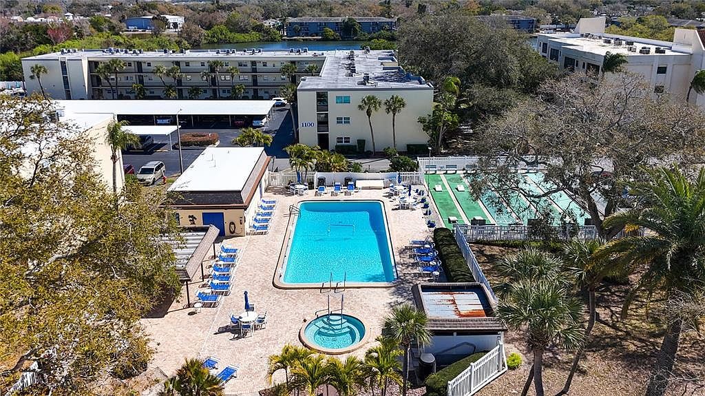 11485 Oakhurst Rd #206 Largo, FL 33774 - Thumbnail 3