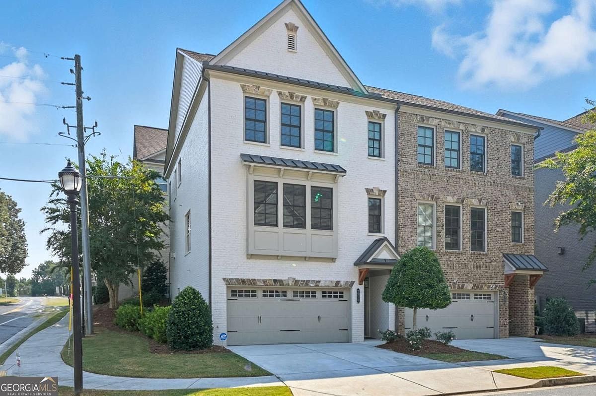 2539 Skyland Dr NE Atlanta, GA 30319 - Thumbnail 3