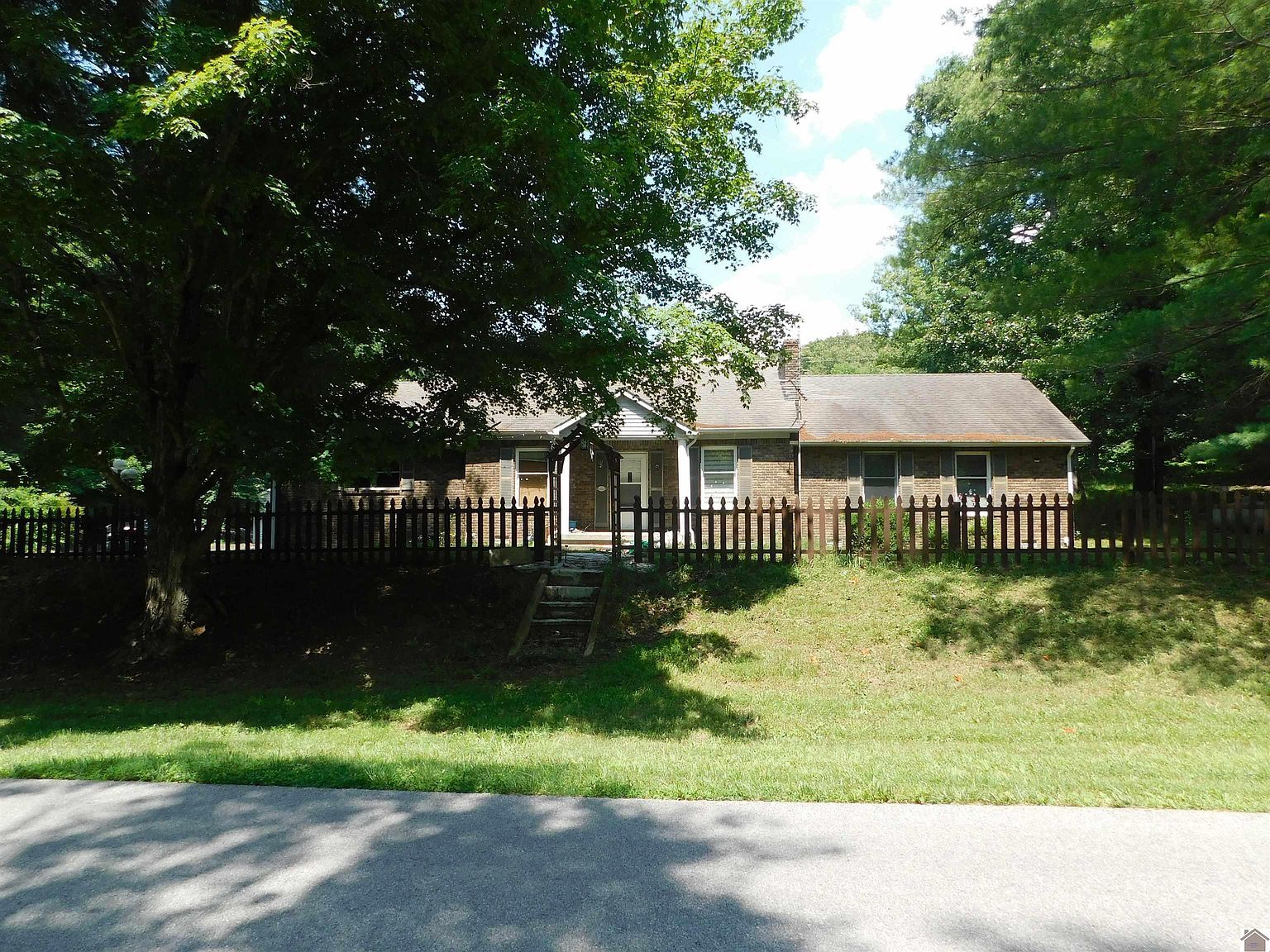 1334 State Route 1668 Marion, KY 42064 - Thumbnail 3