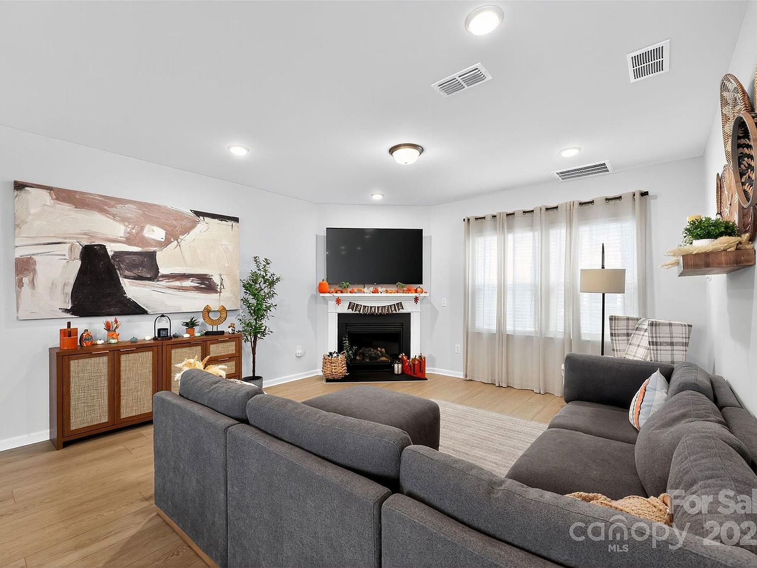 506 Donnegal Farm Dr Fuquay Varina, NC 27526 - Thumbnail 3