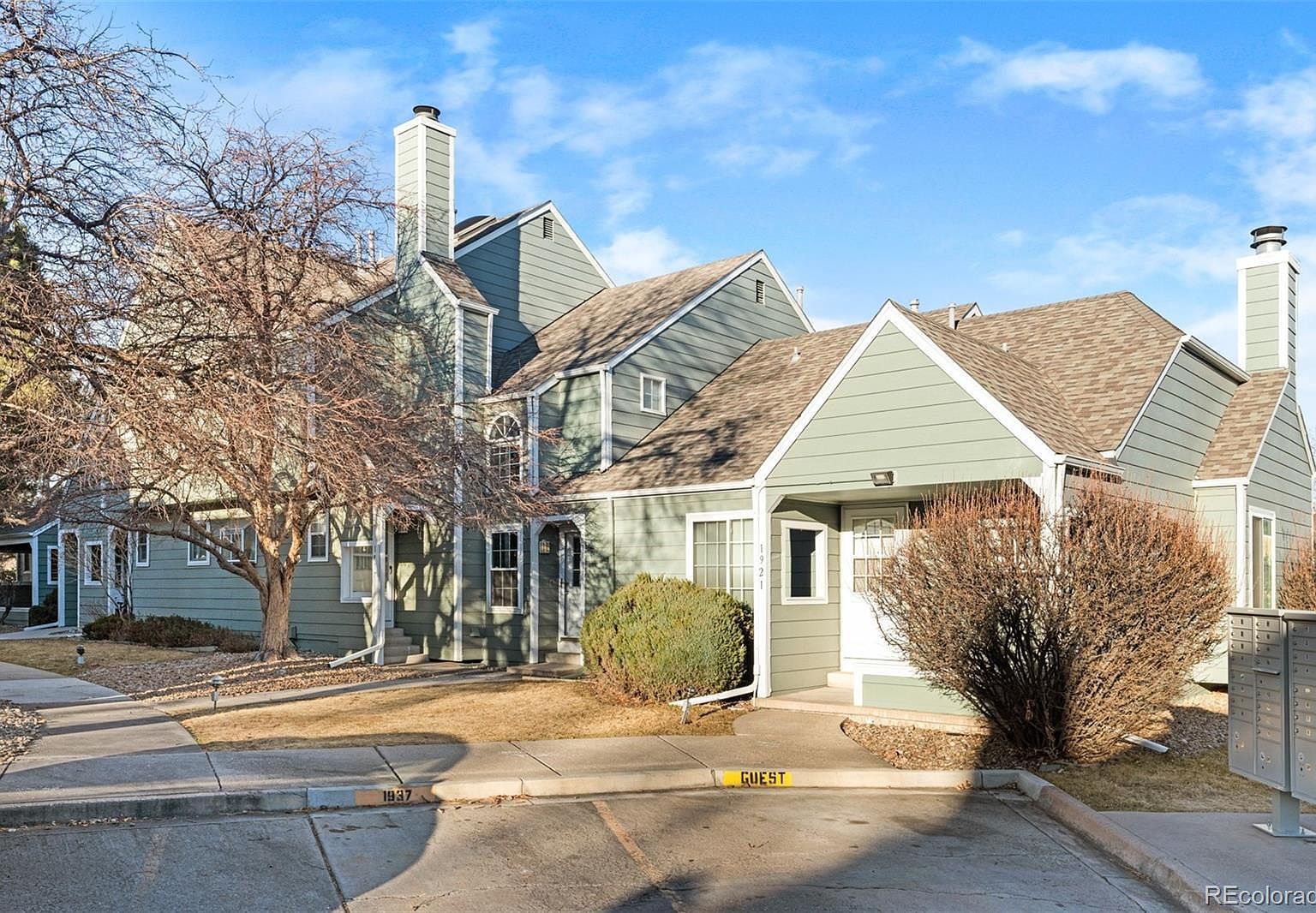 1919 S Balsam St Lakewood, CO 80227 - Thumbnail 3