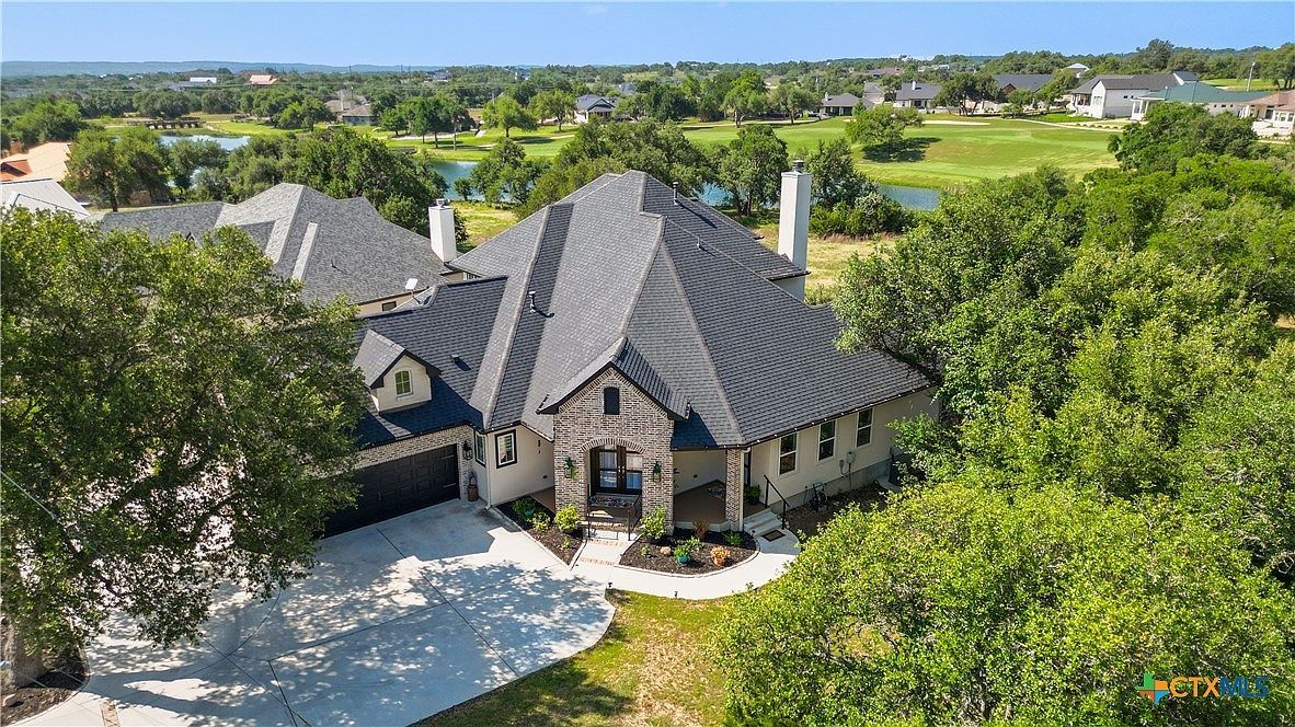 210 Jeff Vaughn Blanco, TX 78606 - Thumbnail 3