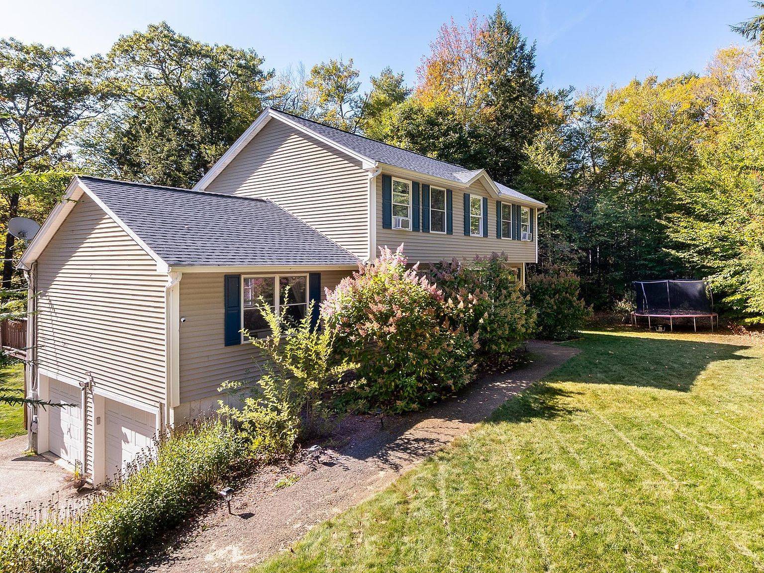 273 Leavitt Rd Belmont, NH 03220 - Thumbnail 3