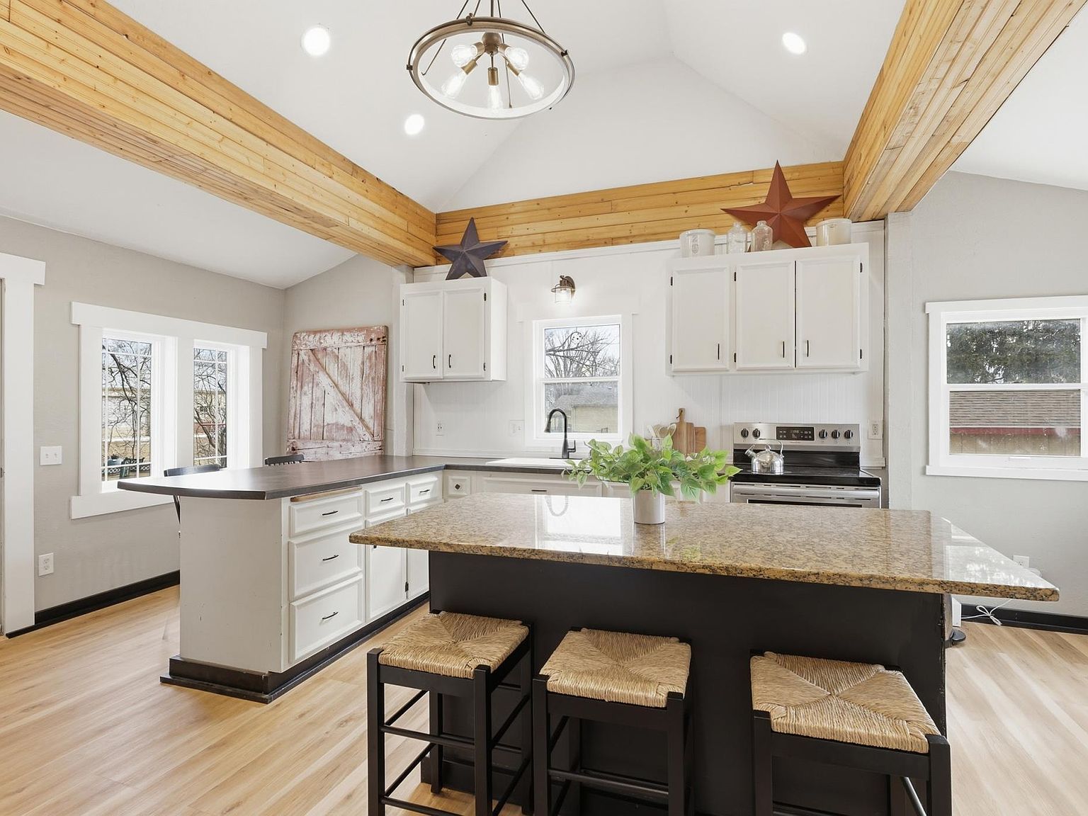 250 W 4th St New Richmond, WI 54017 - Thumbnail 3