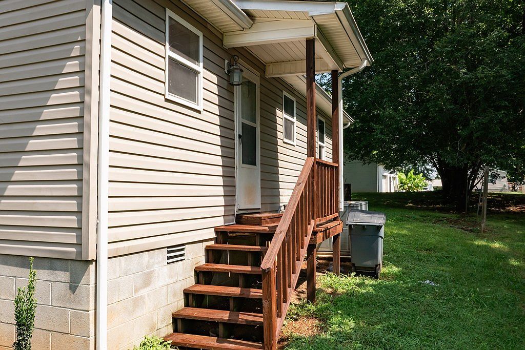 250 Mountain St Doyle, TN 38559 - Thumbnail 3