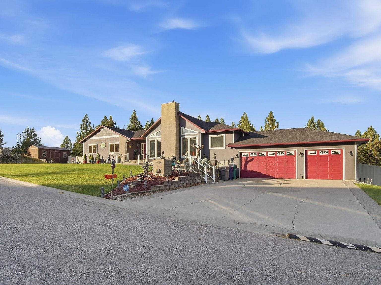 10921 E Richard Ln Spokane Valley, WA 99206 - Thumbnail 3