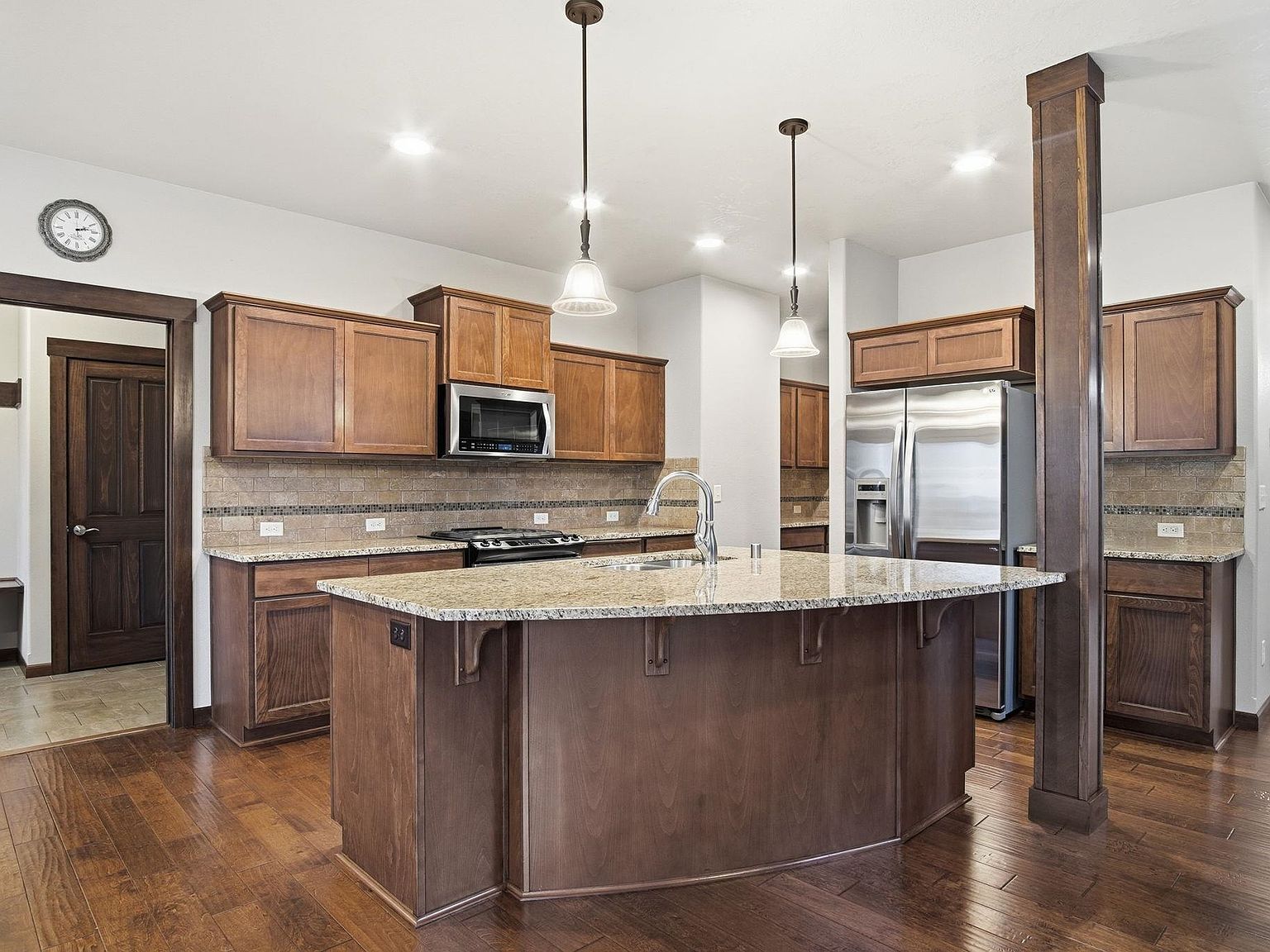 2120 S Selkirk Dr Spokane Valley, WA 99016 - Thumbnail 3