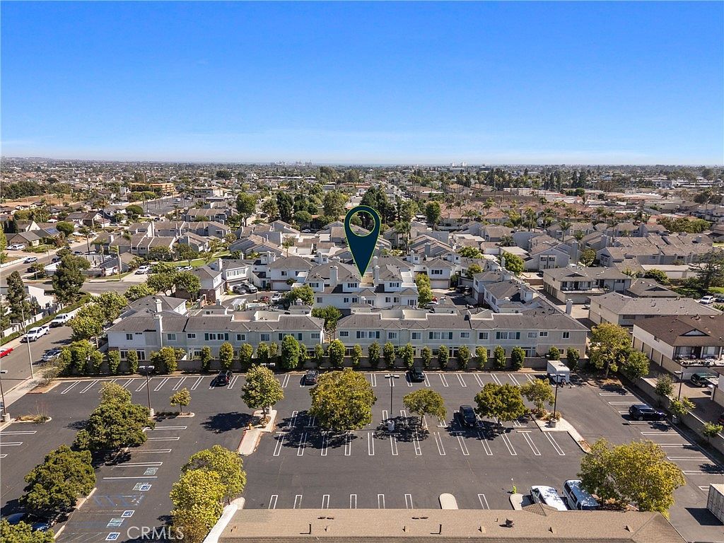 18723 Chapel Ln Huntington Beach, CA 92646 - Thumbnail 3