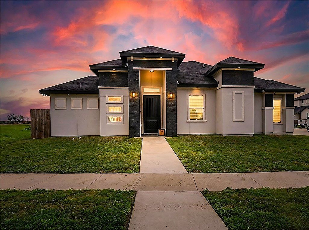 102 Prestwick Dr Portland, TX 78374 - Thumbnail 3