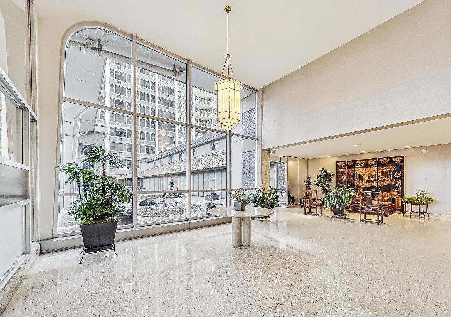 4250 N Marine Dr APT 1707 Chicago, IL 60613 - Thumbnail 3