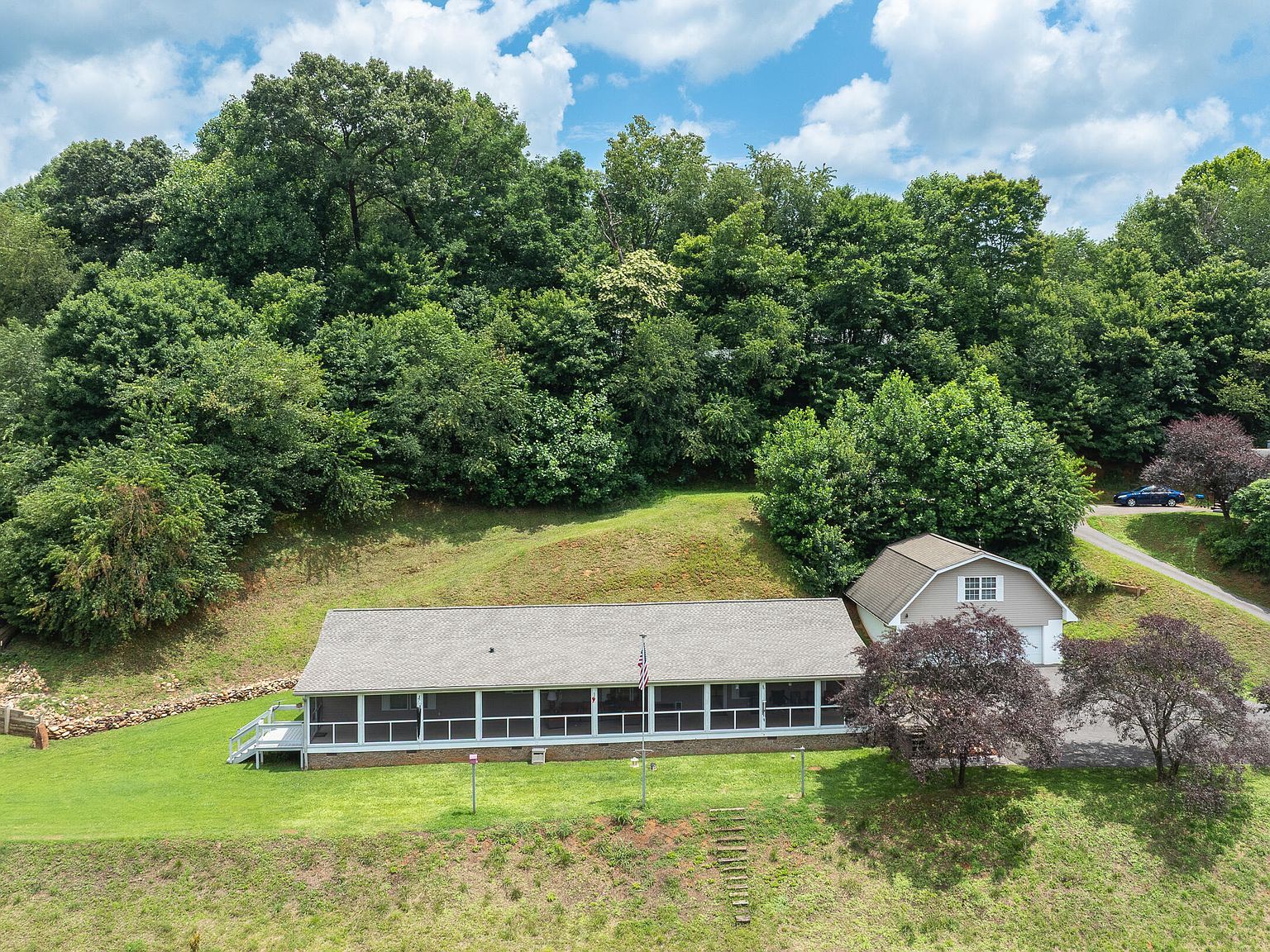 4122 Fairview Road Andrews, NC 28901 - Thumbnail 3