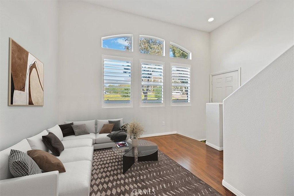 954 Tarragon Ln San Luis Obispo, CA 93401 - Thumbnail 3