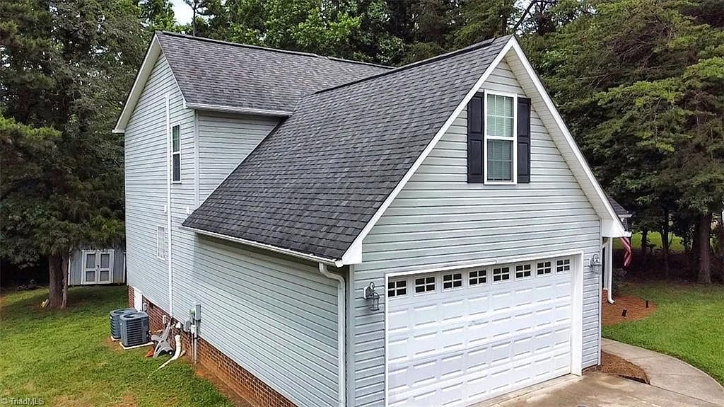 73 Harris Farm Ct Thomasville, NC 27360 - Thumbnail 3