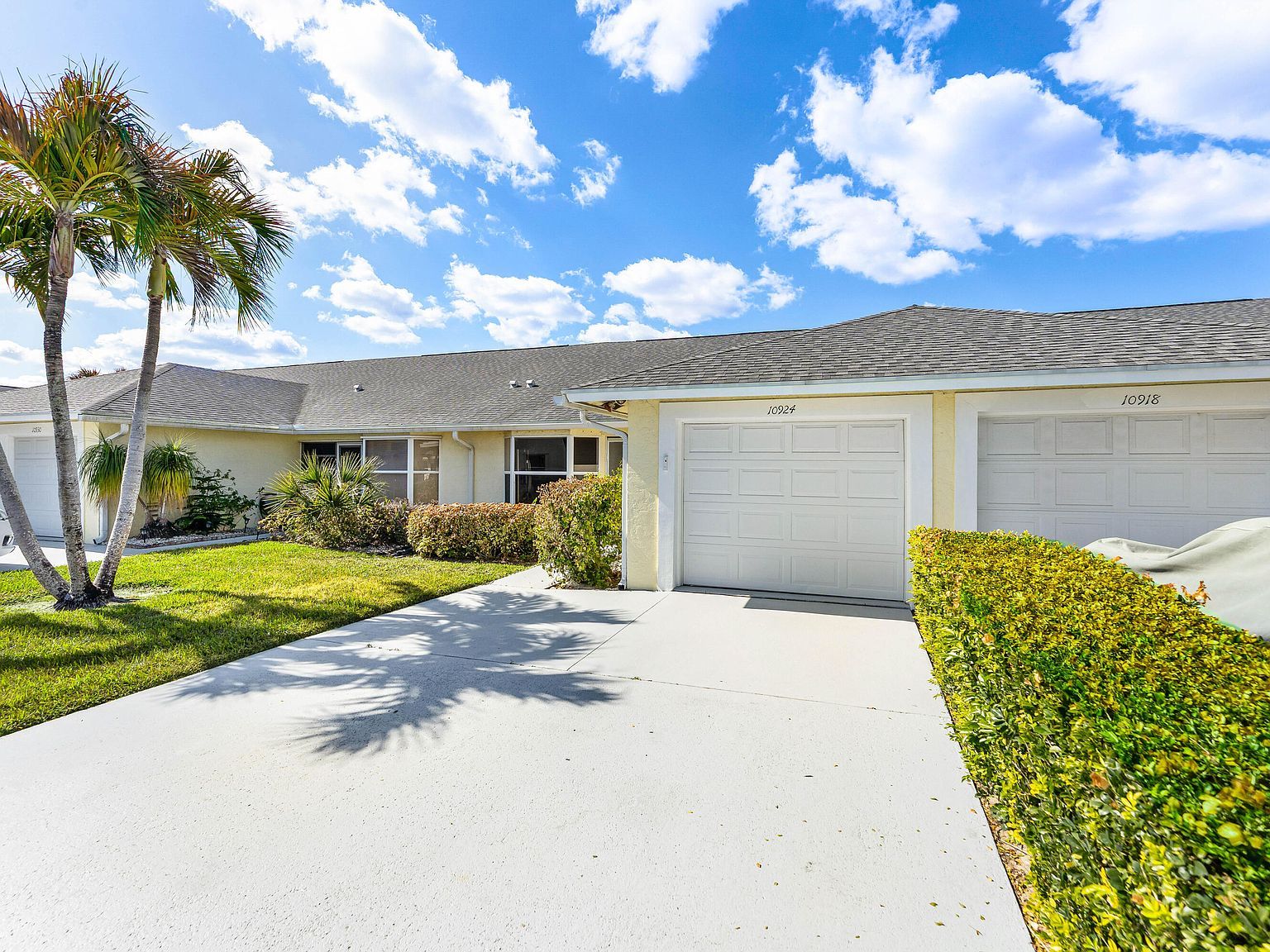 10924 SE Stonehill Ln Hobe Sound, FL 33455 - Thumbnail 3