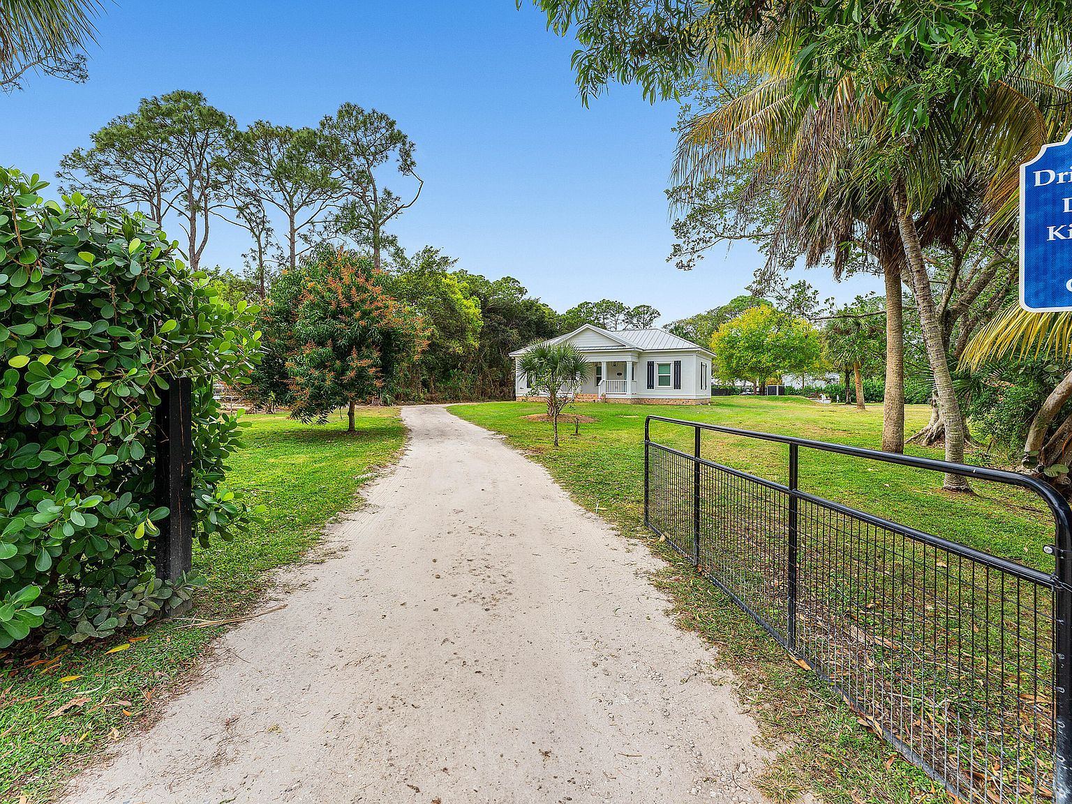 16823 127th Dr N Jupiter, FL 33478 - Thumbnail 3