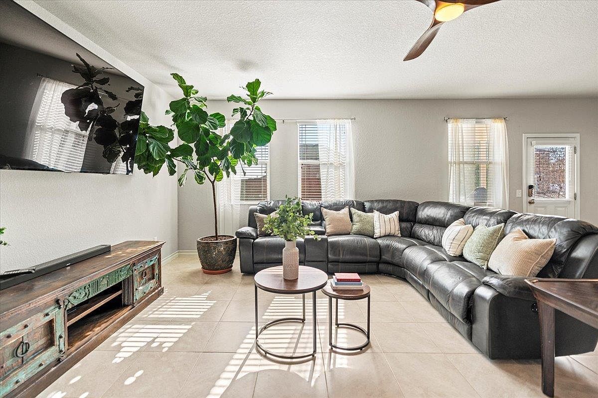 10825 Players Path Austin, TX 78747 - Thumbnail 3