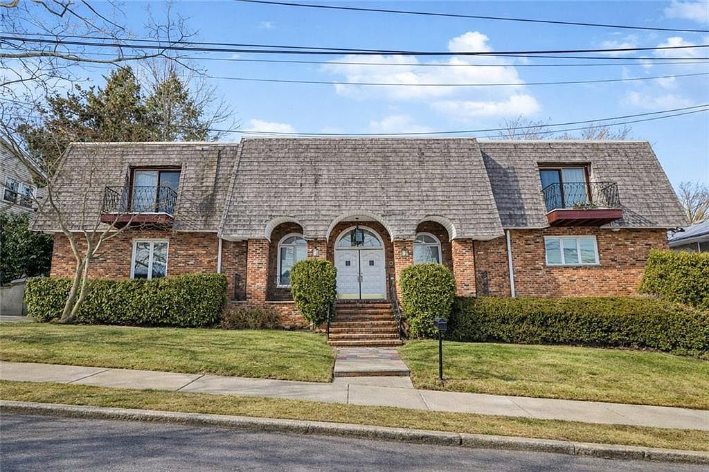 15 Herkimer St Staten Island, NY 10301 - Thumbnail 3