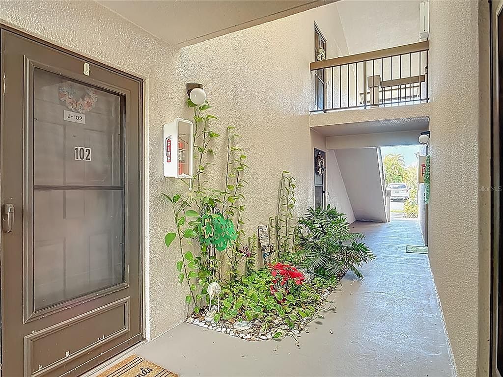 1515 Forrest Nelson Blvd Unit J-204 Pt Charlotte, FL 33952 - Thumbnail 3