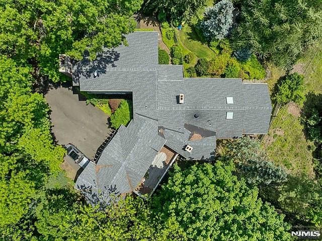3 Lambs Ln Cresskill, NJ 07626 - Thumbnail 3