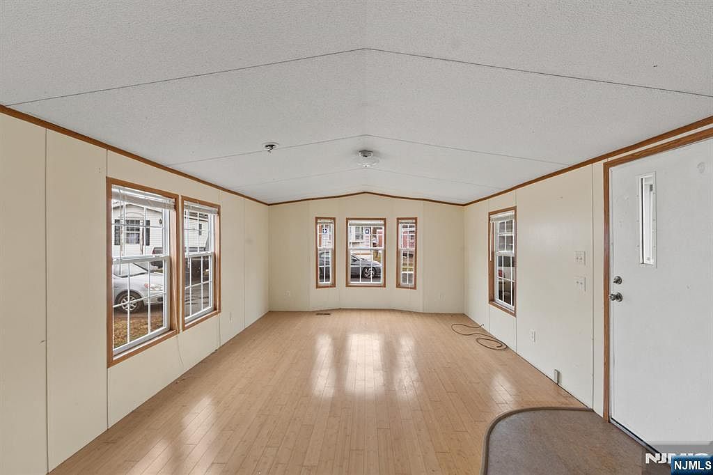 190-5 Us Highway 46 Columbia, NJ 07832 - Thumbnail 3