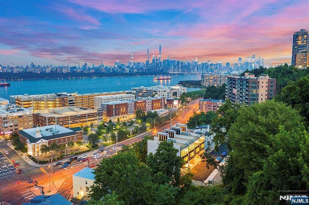 8822 Churchill Rd North Bergen, NJ 07047 - Thumbnail 3