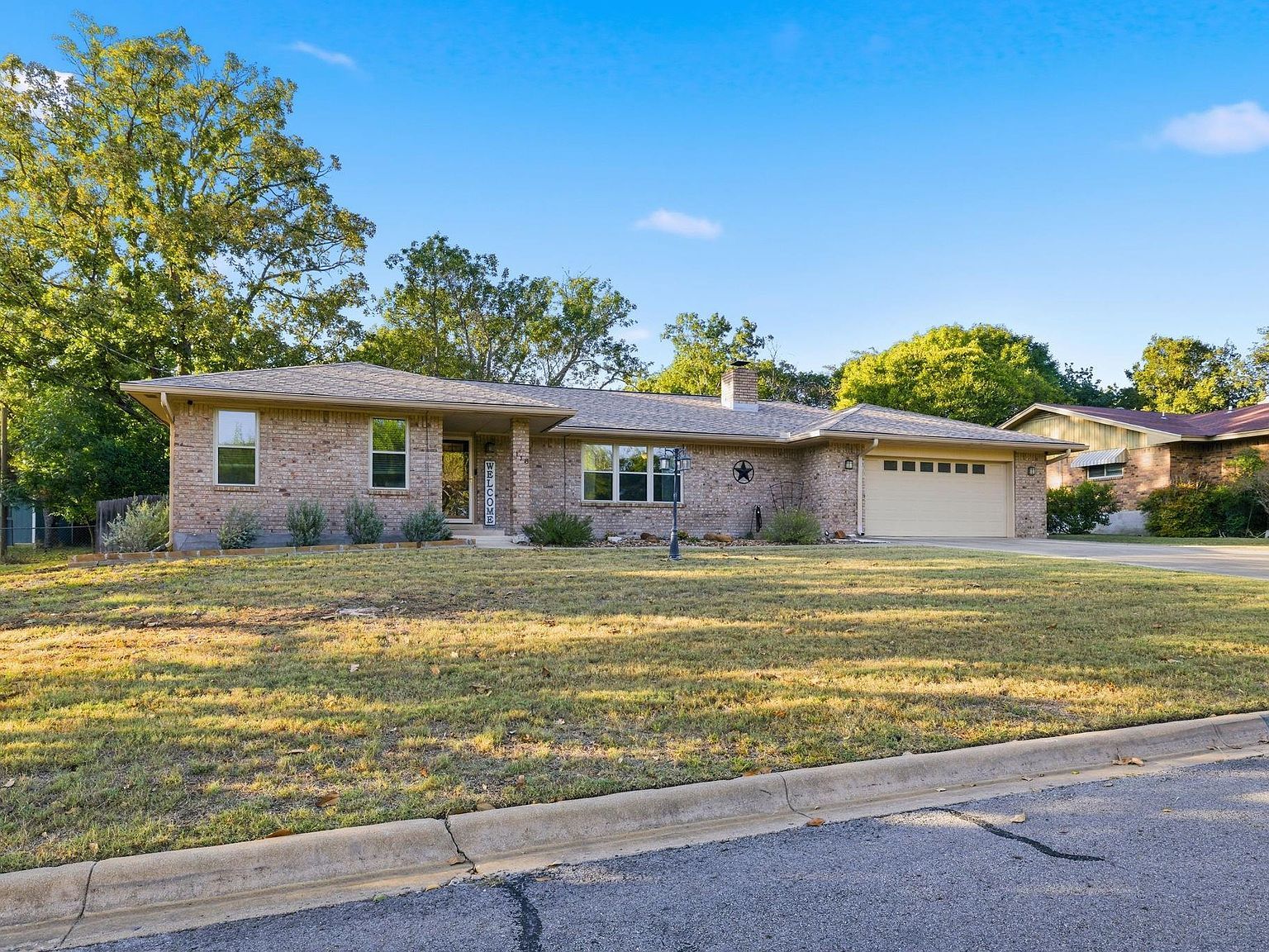 118 Timber Ln Kerrville, TX 78028 - Thumbnail 3