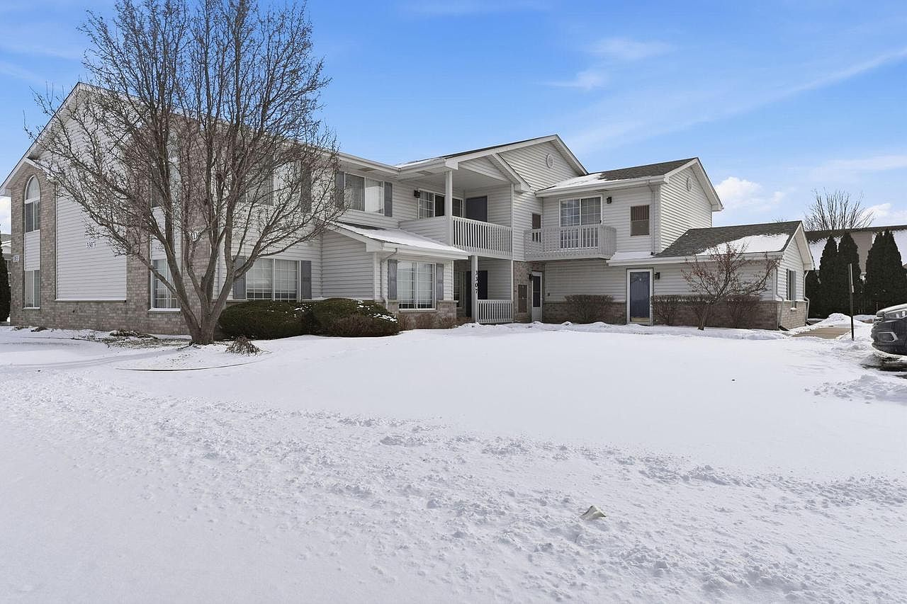 3307 85th St Unit E Kenosha, WI 53142 - Thumbnail 3