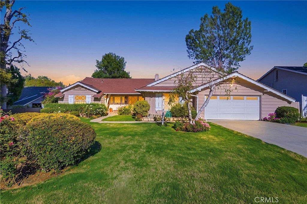 5430 Corbin Ave Tarzana, CA 91356 - Thumbnail 3