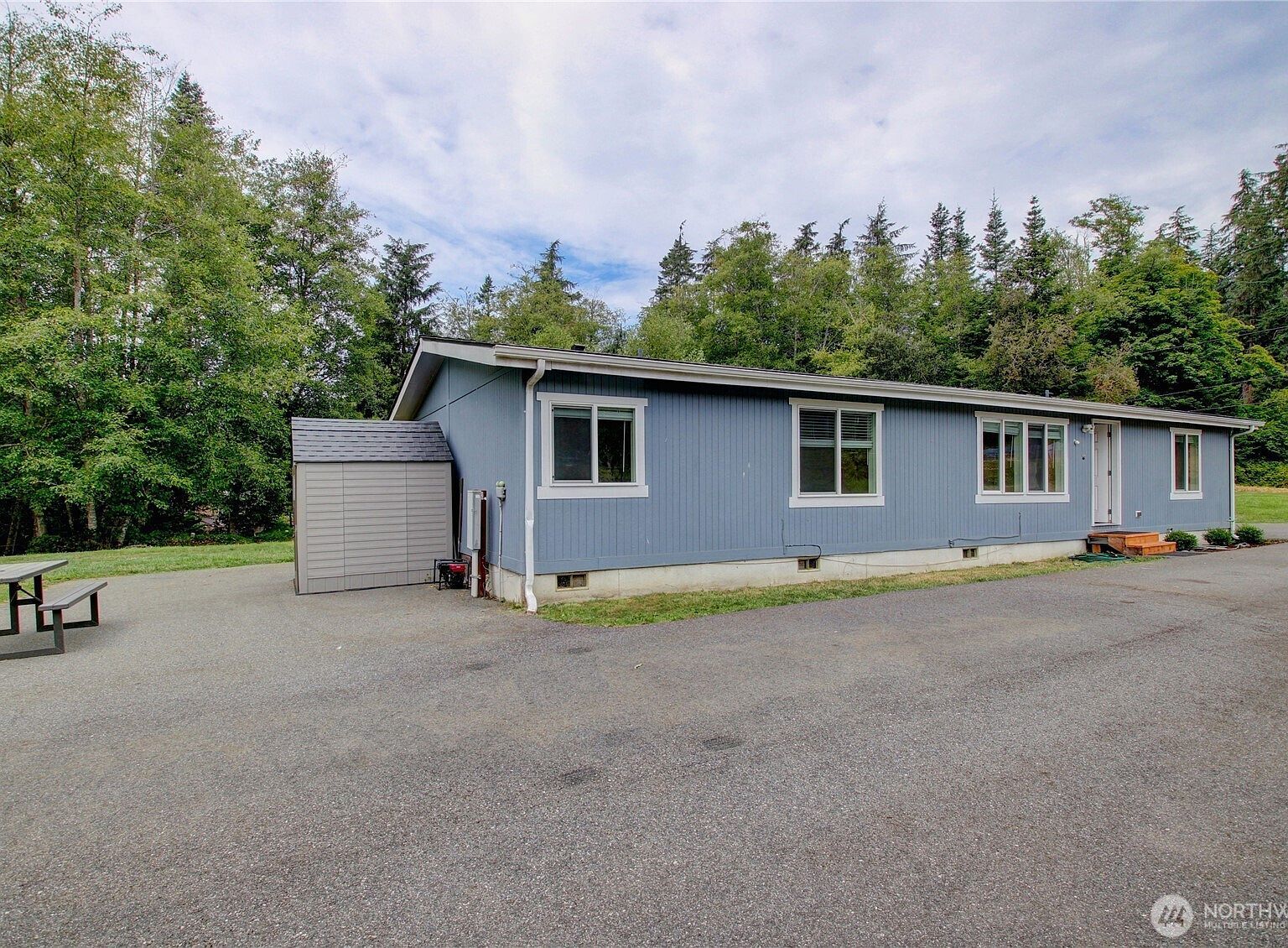 496 Secluded Ln Oak Harbor, WA 98277 - Thumbnail 3