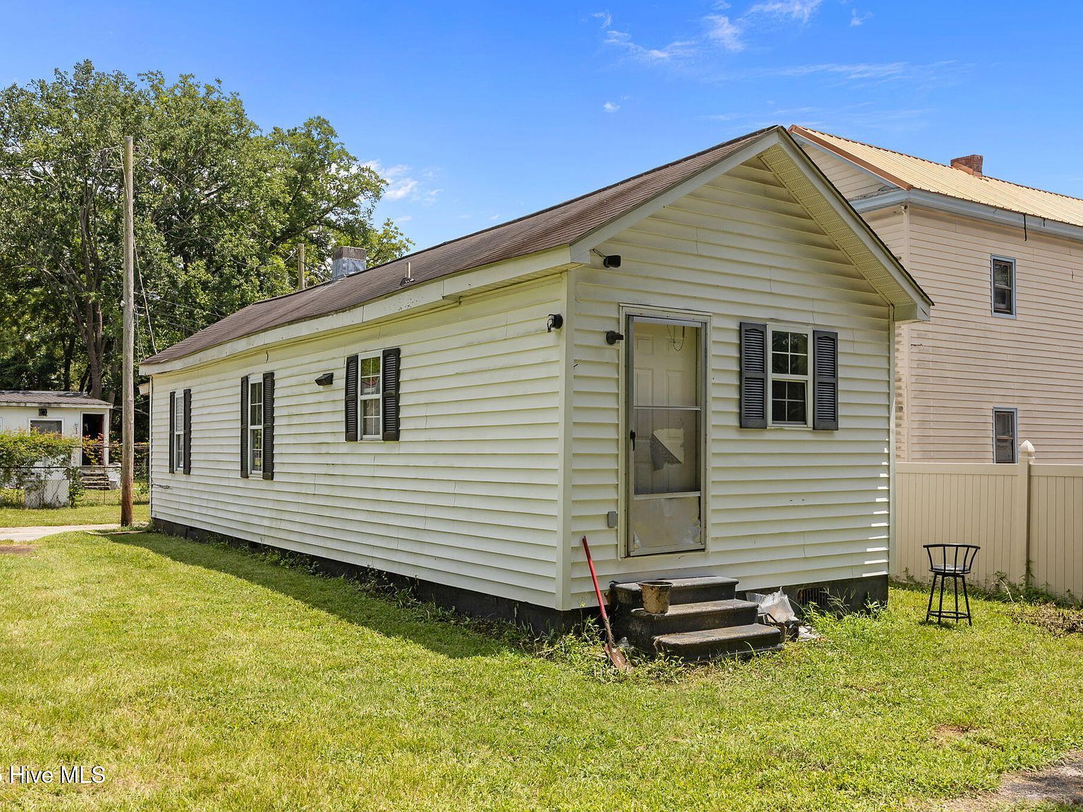 306 Short St Kinston, NC 28501 - Thumbnail 3