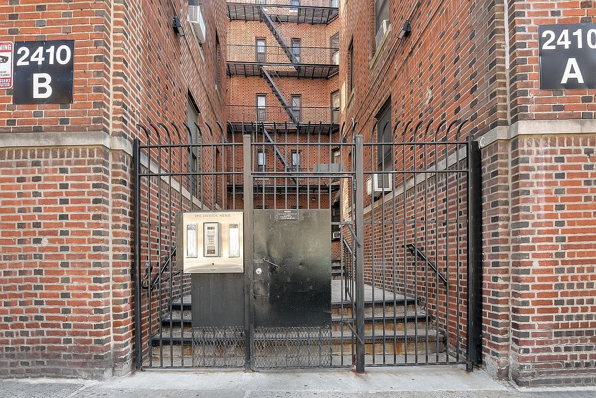 2400 Davidson Ave APT B23 Bronx, NY 10468  | Condominium