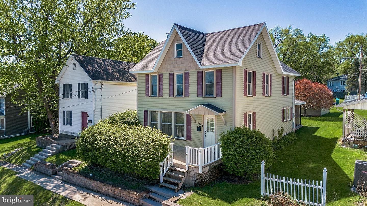 730 W Water St Bellefonte, PA 16823 - Thumbnail 3